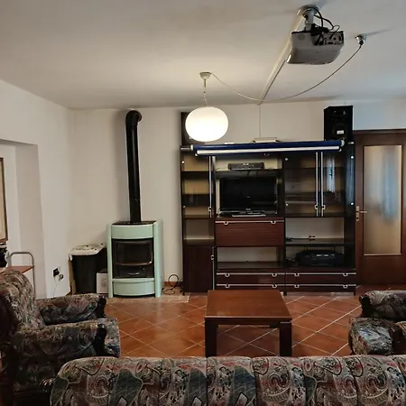 Lägenhet With Large Porch Staranzano